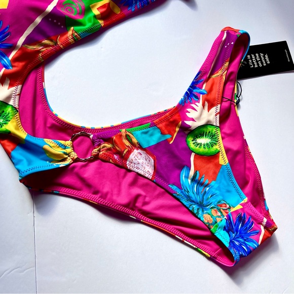 NWT Blackbough Poppy Cut One Piece in Tropical Island Tiki Print Cheeky Fit 🌸 - Picture 7 of 16